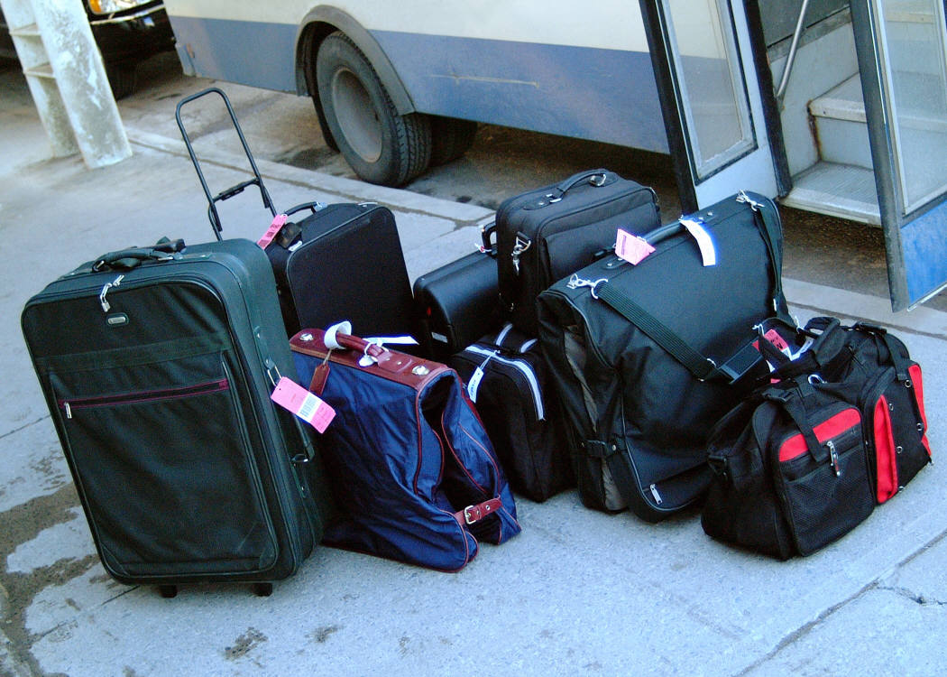 3 18 suitcases for corporative.jpg